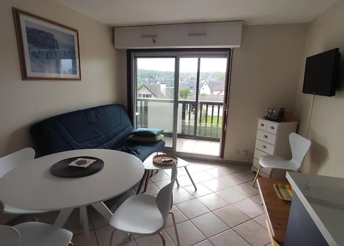 Appartement 2 Pièces + Loggia Proche Avec Parking - Fr-1-712-93 Villers-sur-Mer